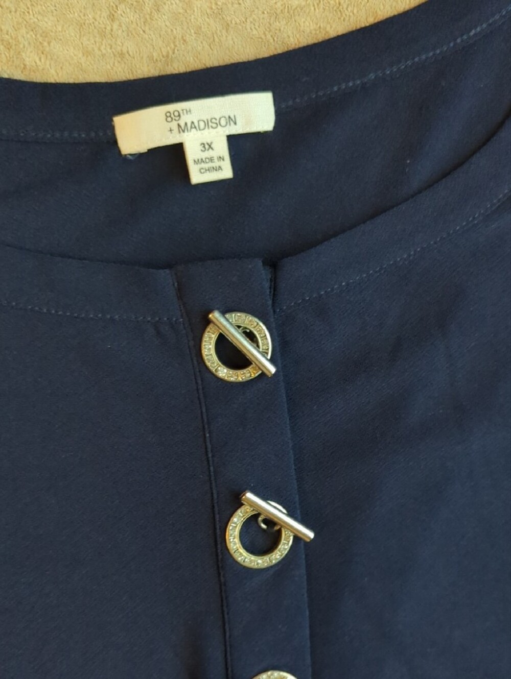 Madison Navy Short Sleeve Tunic Top with Gold Accent Buttons - Picture 3 of 4